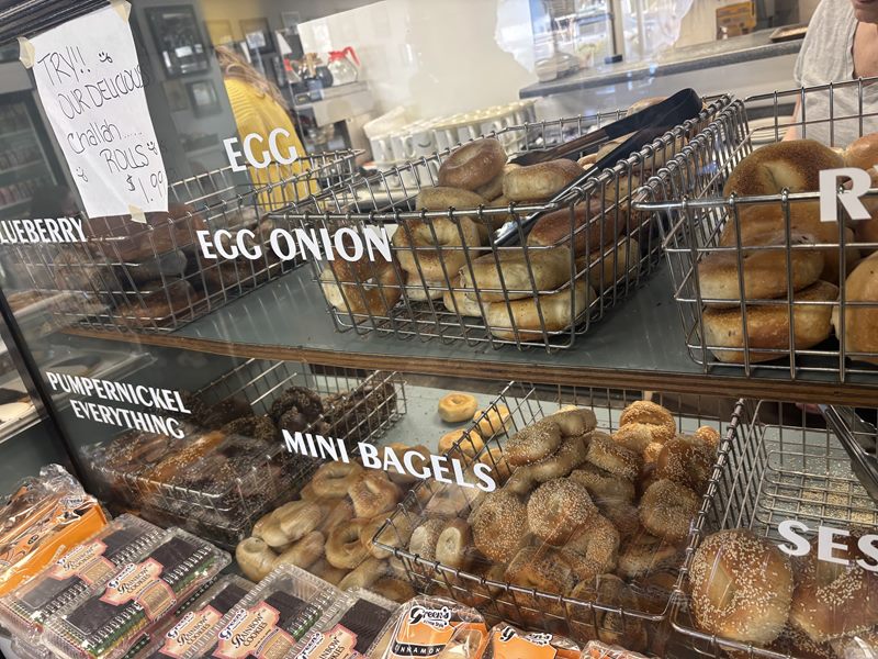 Bagelicious interior